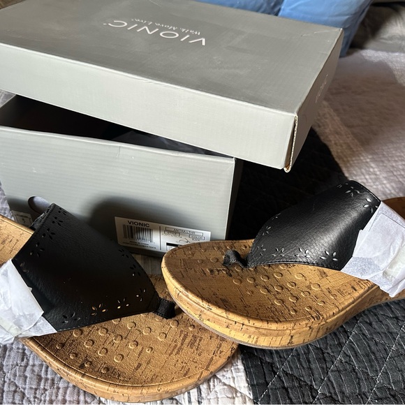 Brand new Vionic Black Leather Wedge Sandals - Picture 3 of 5